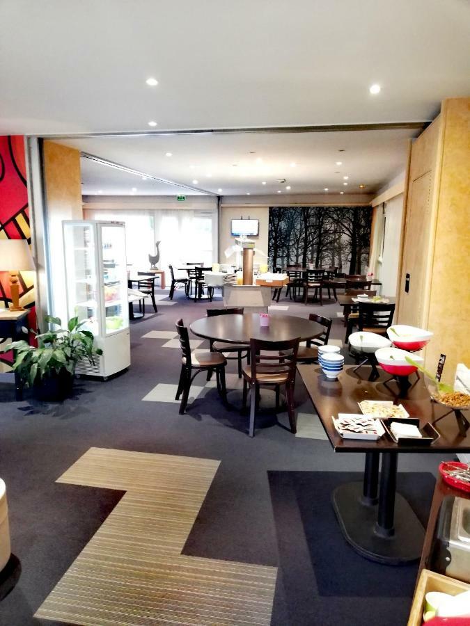 Hotel Bonanite Villers-Cotterêts Exteriör bild